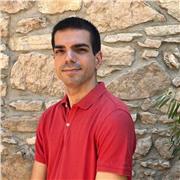 Te enseño a aprender canciones y recursos con la guitarra para que puedas tocar con soltura y pasártelo bien