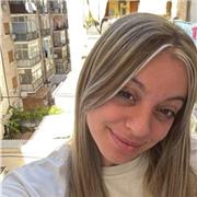 Tutor paziente ed empatica per supporto compiti Scuola Primaria