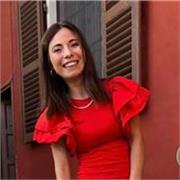 Disponibile ad impartire lezioni private a bambini delle scuole elementari e ai ragazzi delle scuole medie. Mi adatto all'esigenze delle famiglie.