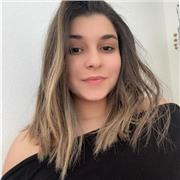 Future professeure, diplômée en sciences de l’éducation, propose des cours particuliers en ligne pour enfants et adultes.