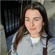 Profesora de varias materias para edades de hasta los 12 años