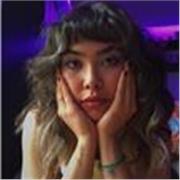 Gestora cultural da clases de historia del arte con perspectiva de género y feminista a jóvenes y adultxs interesados en aprender una versión más amplia de la historia del arte