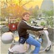 I am very friendly and like to help others achieve their goal. Lessons are aimed at beginners and intermediate level learners.