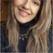 Psicologa, especializacion en infancia y adolescencia. Con experiencias en docencia