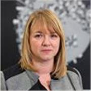 Offro lezioni di diritto sia in preparazione di esami universitari che per lezioni di rafforzamento scuola secondaria II°