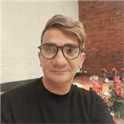 Profesor de Inglés y Español con experiencia en la enseñanza a estudiantes de diferentes niveles educativos