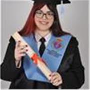 Graduada en traducción (Inglés-Alemán) con más de cinco años de experiencia dando clases de inglés para todos los niveles.