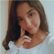 Universitaria imparte clases a niños de primaria y de secundaria