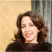 Insegnante con pluriennale esperienza nella docenza e nelle lezioni private