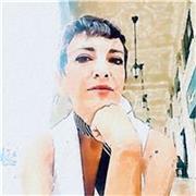 Insegno pianoforte , le basi del canto, e materie musicali , solfeggio e armonia, dal 1992, ho la laurea di conservatorio preparo per esami di liceo musicale e conservatorio o per vostro diletto