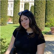 Studentessa di quinta liceo scientifico scienze applicate