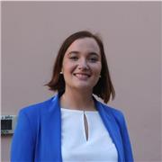 Laureata in Interpretariato e traduzione in Inglese e Tedesco