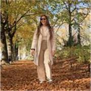 Sei alla ricerca di un insegnante serio e competente ? Contattami, ti insegnerò la lingua italiana in modo semplice. 