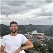 Profesor de Química imparte clases de Física, Química, Matemáticas e incluso Biología hasta nivel de Bachillerato
