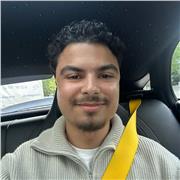 Deutsch-Tutor, der Kinder in allen Altersgruppen betreut