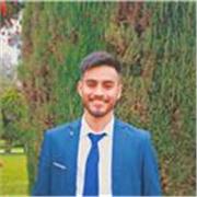 Administrador de Empresas con Máster de dirección empresarial en la universidad del país vasco