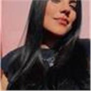 Hola! Soy Florencia Mi misión es que aprendas el español real, el que se habla en las calles, en los cafés y con los amigos.

Mis clases son 100% dinámicas y centradas en la conversación. Perderás el miedo a equivocarte y empezarás a pensar en español d