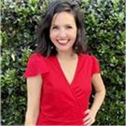 Soy profesora particular y examinadora de ELE. Colaboro con el Instituto Cervantes de Sao Paulo