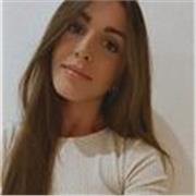 Profesora de inglés y maestra de educación primaria bilingüe. Alumnado de la etapas de Primaria y Secundaria.