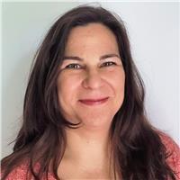 Me adapto a cada alumno según sus necesidades y su nivel, potenciando sus capacidades y ayudando a mejorar sus puntos más débiles.