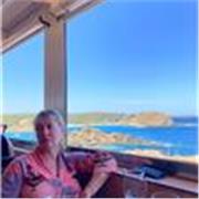 Indépendante donne des cours de français en visio pour accompagner des scolaires, des particuliers dans l’apprentissage du françai