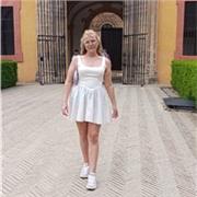 Cuidado de niños de 0 a 6 años, titulada en ESO y grado medio para ayudar en las tareas  escolares