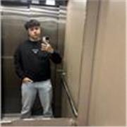 Profesor de historia capaz de dar clases a alumnos de cualquier edad.