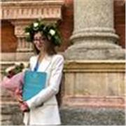 Laureata in Lettere Classiche offre ripetizioni di Italiano (grammatica, scrittura di temi, letteratura)