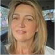 Maestra de español en remoto. Maestro de primaria en remoto