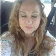 Profesora de yoga , miembro Yoga Alliance