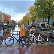 Laureata in lingue, residente in Inghilterra offre lezioni di inglese online