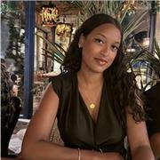 Étudiante en master d’anglais. Je souhaite mettre à profit mes connaissances à travers des cours d’aide à l’anglais.