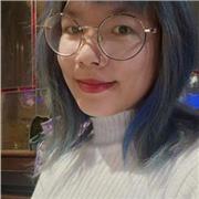 Profesora graduada en traducción e interpretación, con experiencia en ELE. Doy clases presenciales