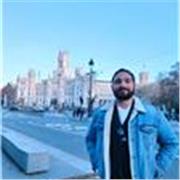 Profesor de Inglés, graduado en Idiomas Modernos con experiencia internacional.
