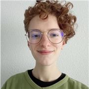 Etudiante donne des cours de maths de la primaire au collège