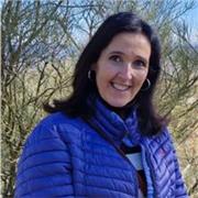 Profesora de educación primaria e Inglés se ofrece para dar clases de refuerzo y apoyo para todas las asignaturas. Con experiencia