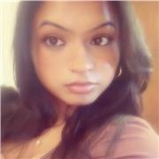 Friendly & Engaging English Tutor Helping Children Learn with Confidence