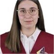 Profesora de educación con titulo de la ESO y bachiller, y un ciclo superior de educación infantil 