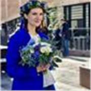 Laureata in giurisprudenza offre lezioni private nella materia del diritto a studenti di medie, superiori e università