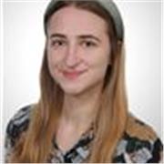 Nauczycielka angielskiego oferuje prywatne lekcje dla dorosłych i młodzieży online lub w Krakowie.