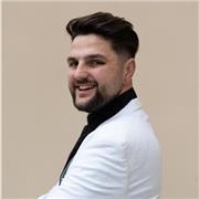 Klassischer Gesangsunterricht mit Hochschulabschluss in entspannter und freundlicher Atmosphäre