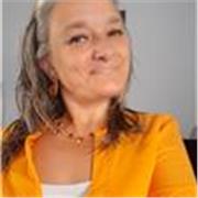 Soy una persona paciente que adora aprender y enseñar.