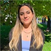 Profesora de química para primaria y secundaria
