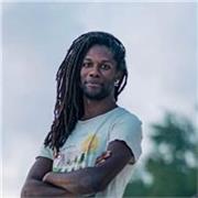 “ Alliant précision technique et sens du détail pour des projets d’agencement et de mobilier sur mesure exigeants. “