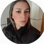 Profesora de Matemáticas, Biología,  ciencias ambientales, Física, Geología, Genética, química.
