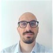 Con me le lezioni non sono mai noiose: spiegazioni chiare, esempi pratici e tanto spazio per domande e curiosità.
