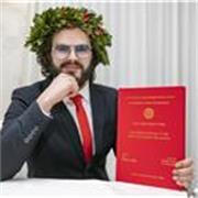 Insegnante di Matematica e Fisica, con più di 10 anni di esperienza e 100 studenti seguiti. La tua svolta scolastica inizia ora !
