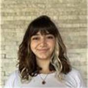 Profesora de inglés con orientación a adultos principiantes y adolescentes