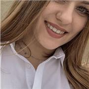 Estudiante de psicología/criminología , me apasionan los niños y me gusta enseñar. Me considero una persona que entiende bastante a los niños. 
Daria clase a primaria