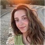 A los niños de primaria. Soy una persona paciente y que intenta ayudar 